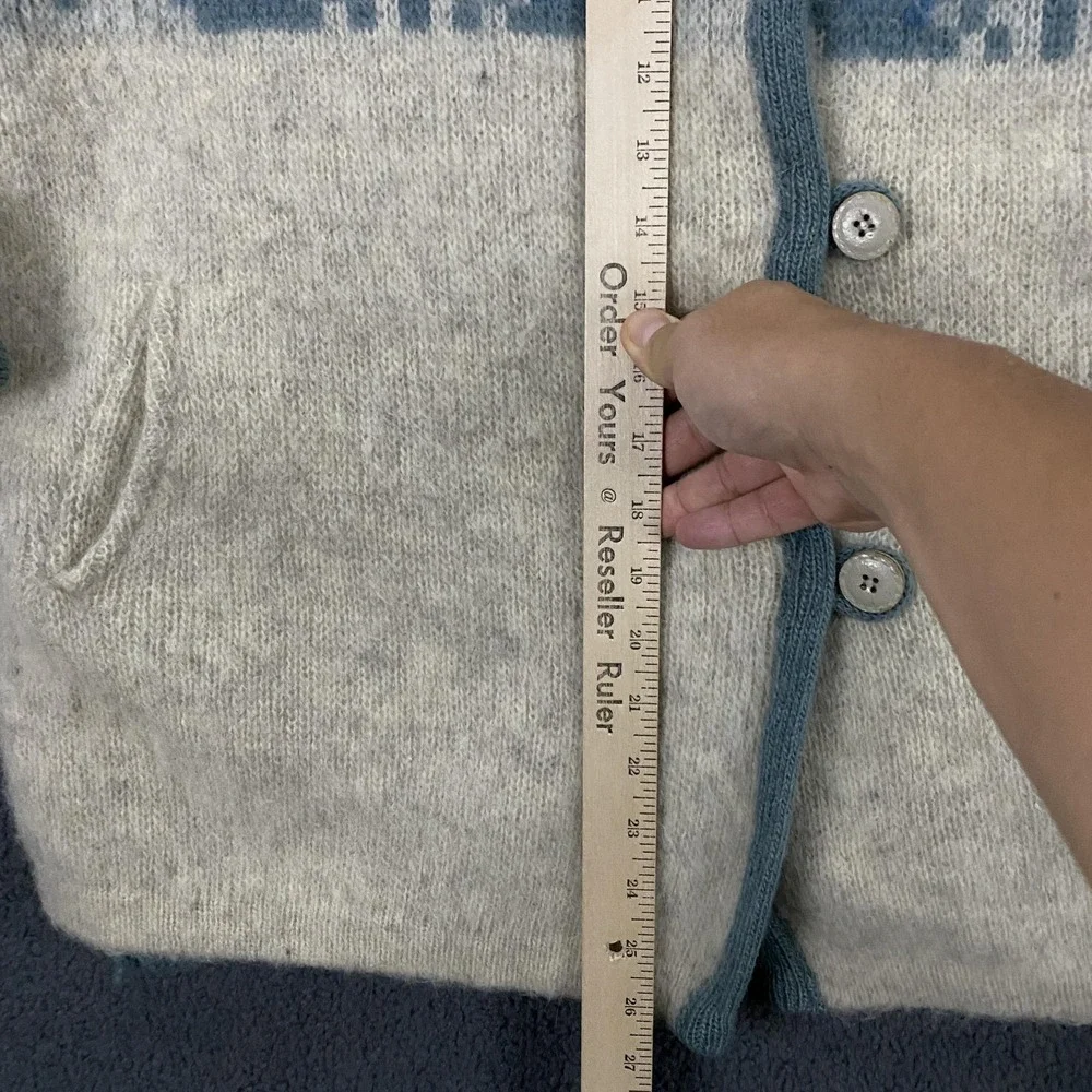 Alafoss Icewool Sweater size M Nordic Fair Isle Icelandic Wool Cardigan Heavy